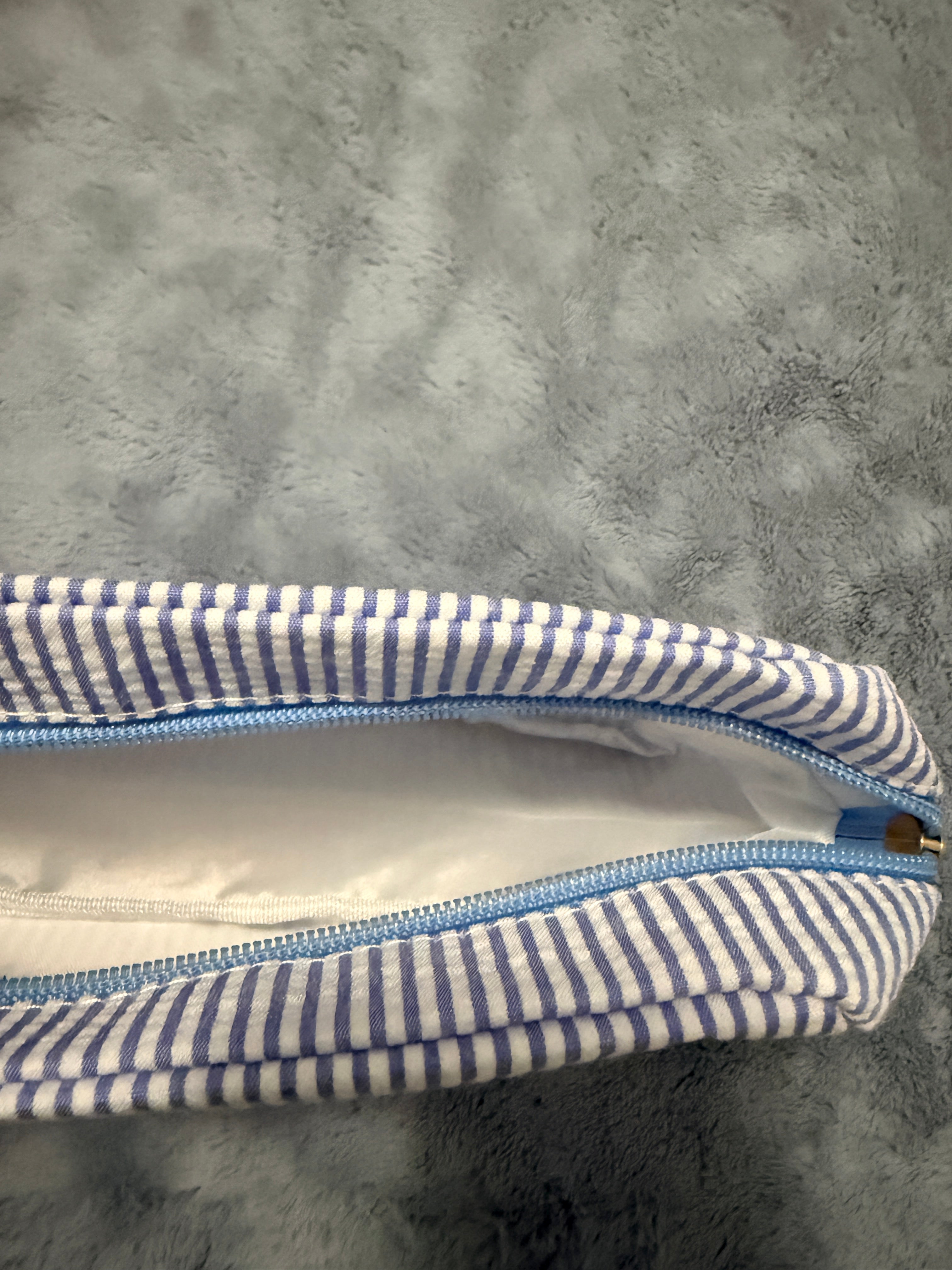 Cape Baby Crab seersucker pouch