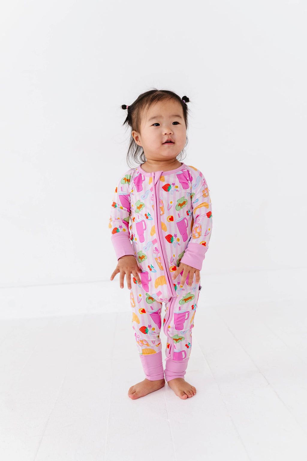 Kiki + Lulu: Convertible Footies - A Few of My Favorite Things
