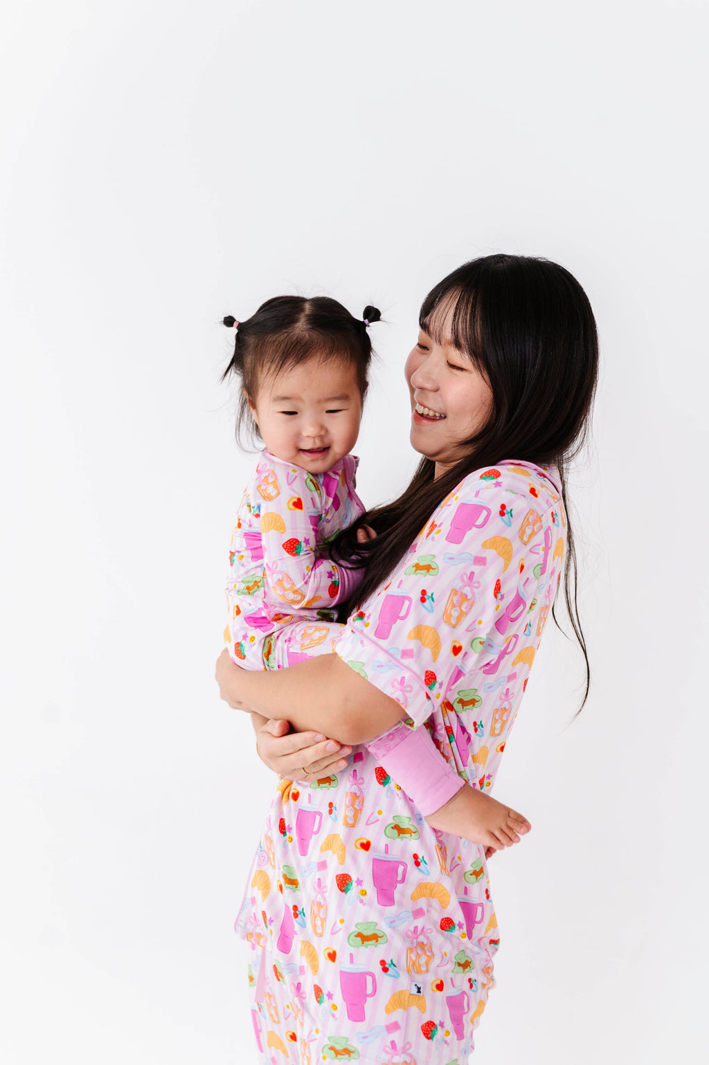 Kiki + Lulu: Convertible Footies - A Few of My Favorite Things